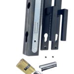 Kaseta 40x40 z zamkiem 90/22,wkładką i klamką FLOWER 2