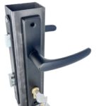 KASETA 60X40 Z ZAMKIEM ,KLAMKĄ,WKŁADKĄ ZESTAW DO FURTKI FLOWERTWO