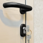 Klamka do drzwi Romini ze stali nierdzewnej z szyldem okrągłym, czarna 4