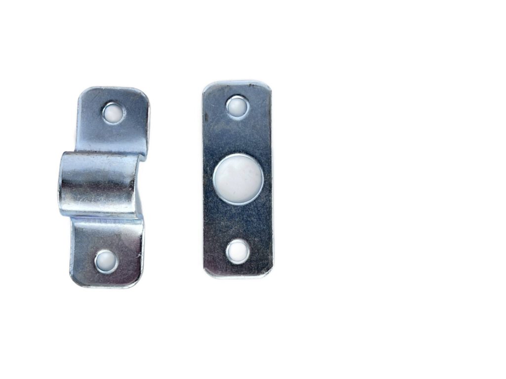 Rygiel ze sprężyną 220mm ocynkowany do bramy furtki drzwi 6