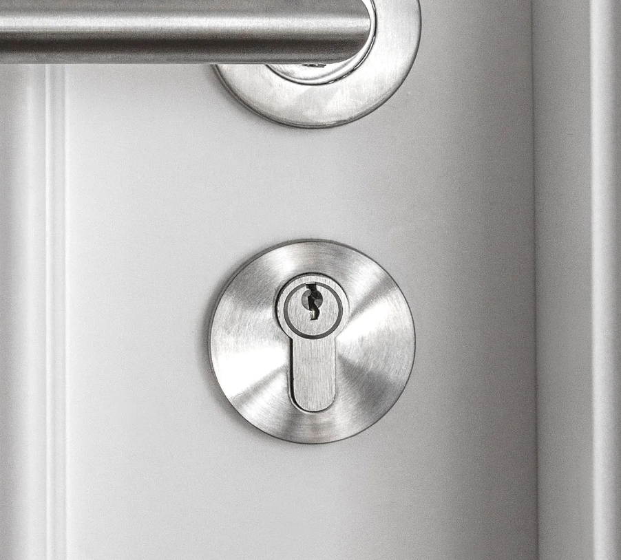 Szyld nierdzewny okrągły inox do bram ,drzwi, furtek 2